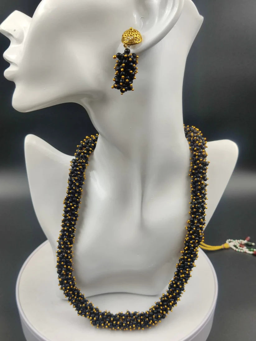 BLACK AND GOLDEN BEADED NECKLACE SER