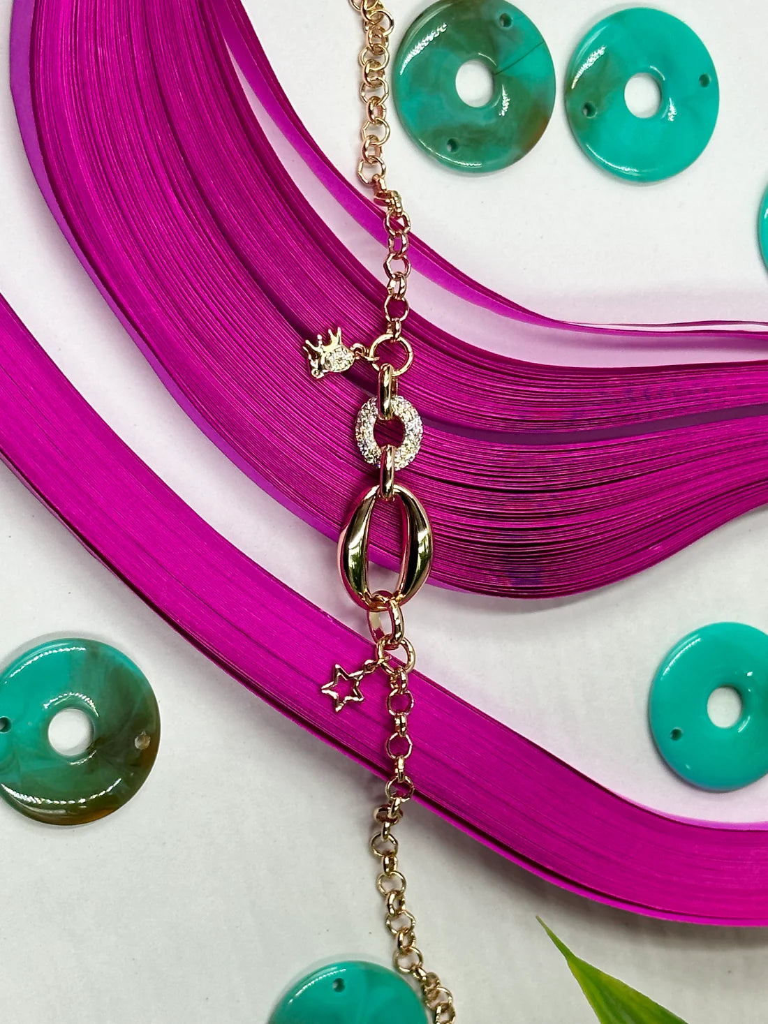 ELEGANT CHAIN BRACELET