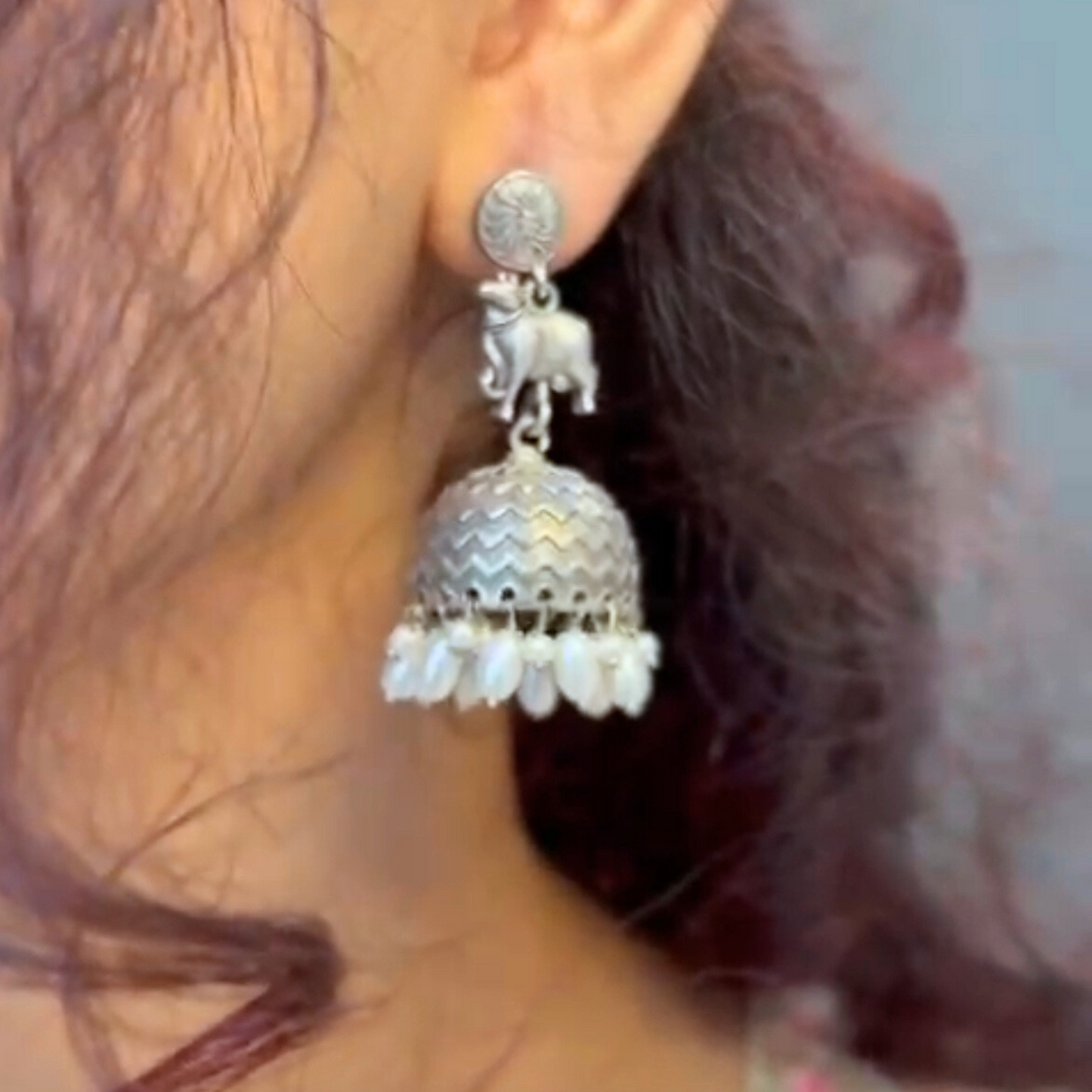 Arshiya Elegant Traditional Nandi Oxidized Jhumka