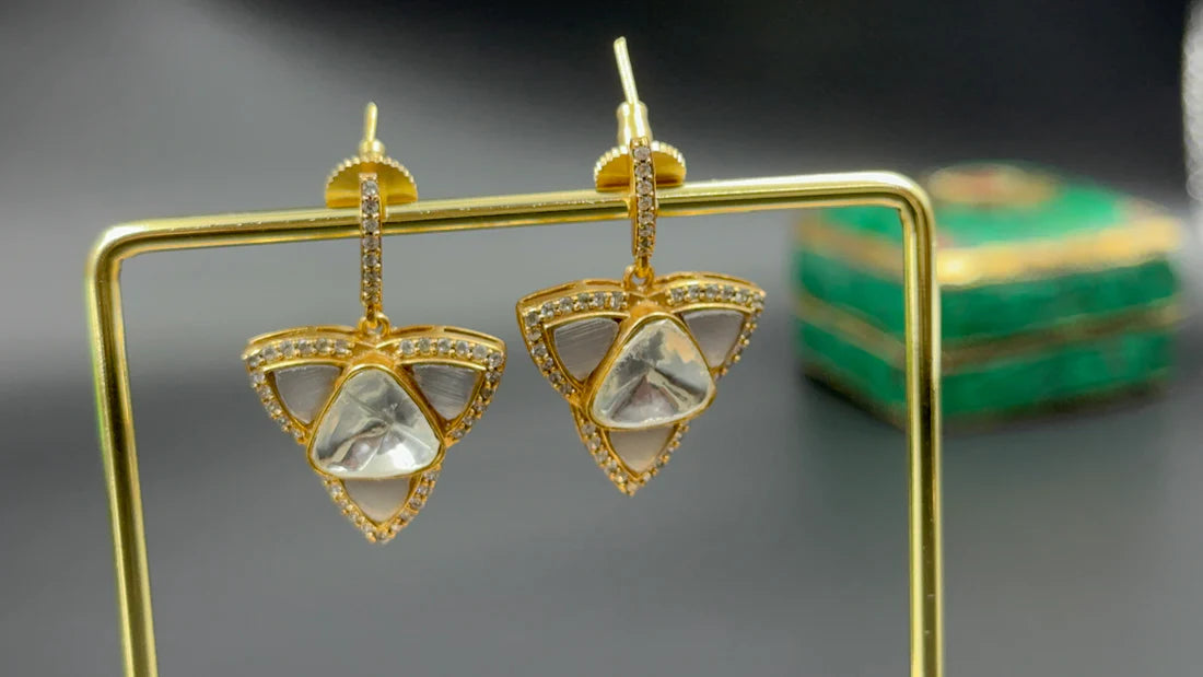 ELEGANT KUNDAN AND STONE STUDDED GREY EARRINGS
