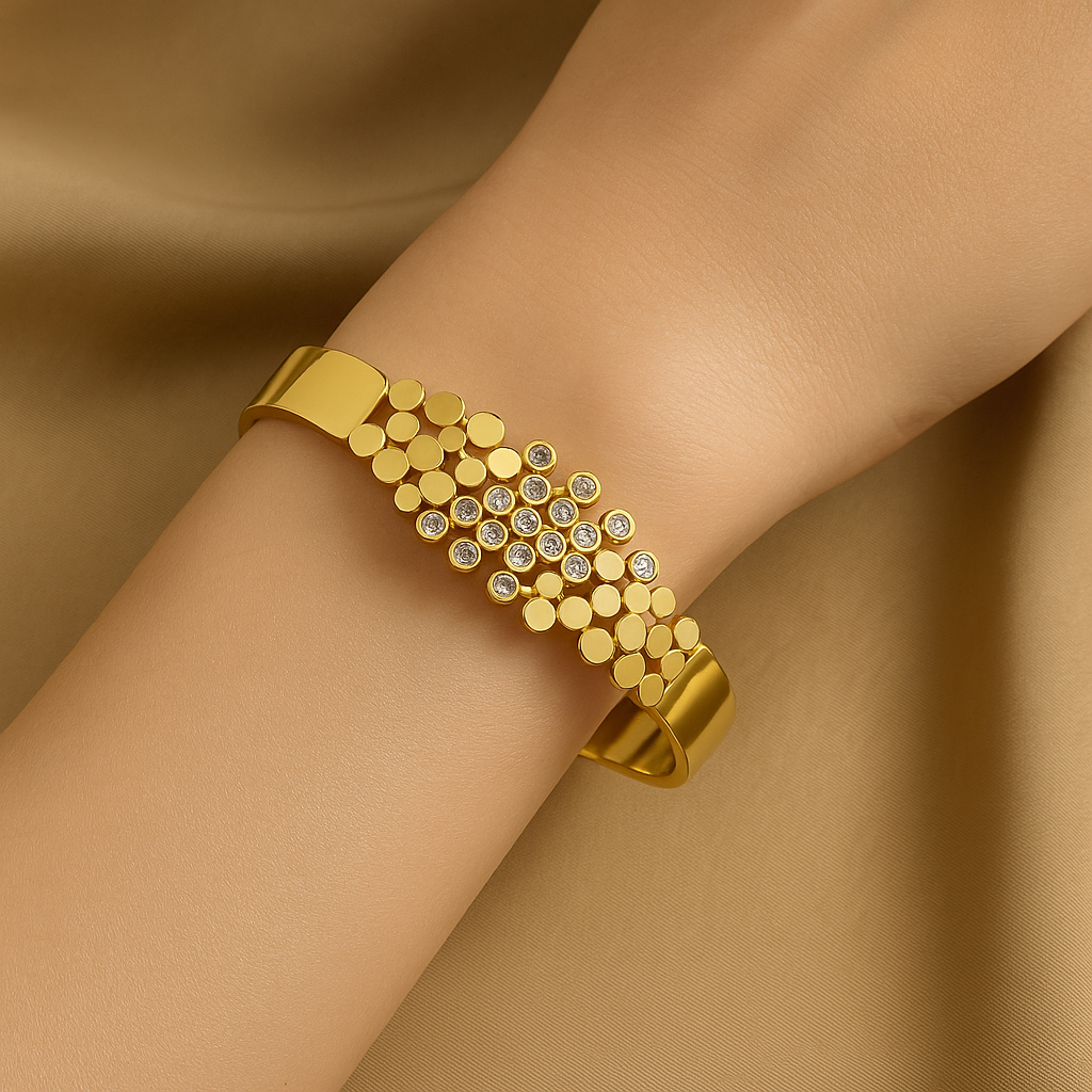 Elegant Geometric Gold Cuff