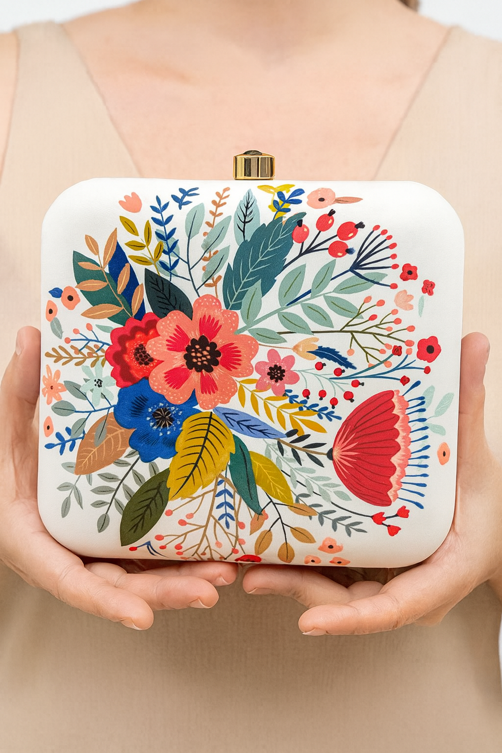 Floral Artwork Clutch with Colorful Botanical Print and Gold Clasp – Party & Evening Bag