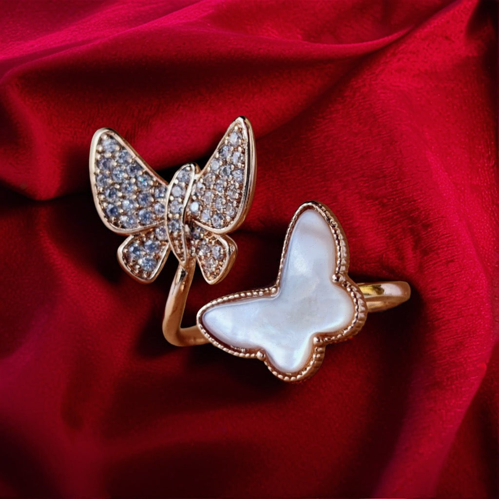 TRENDING RINGS