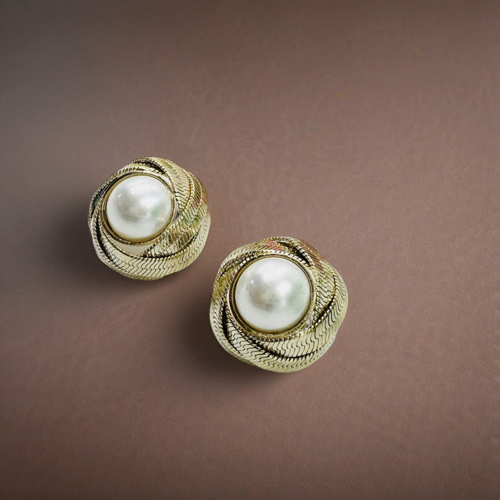 PEARL EARRINGS