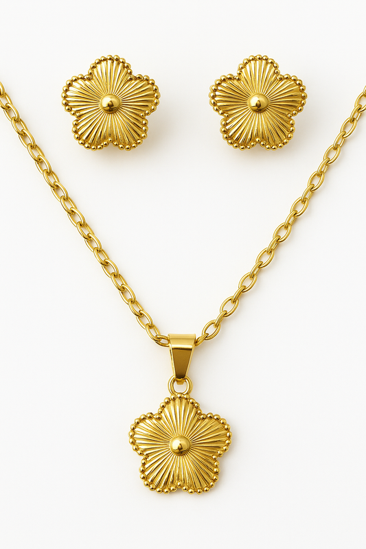 Gold Floral Pendant Set