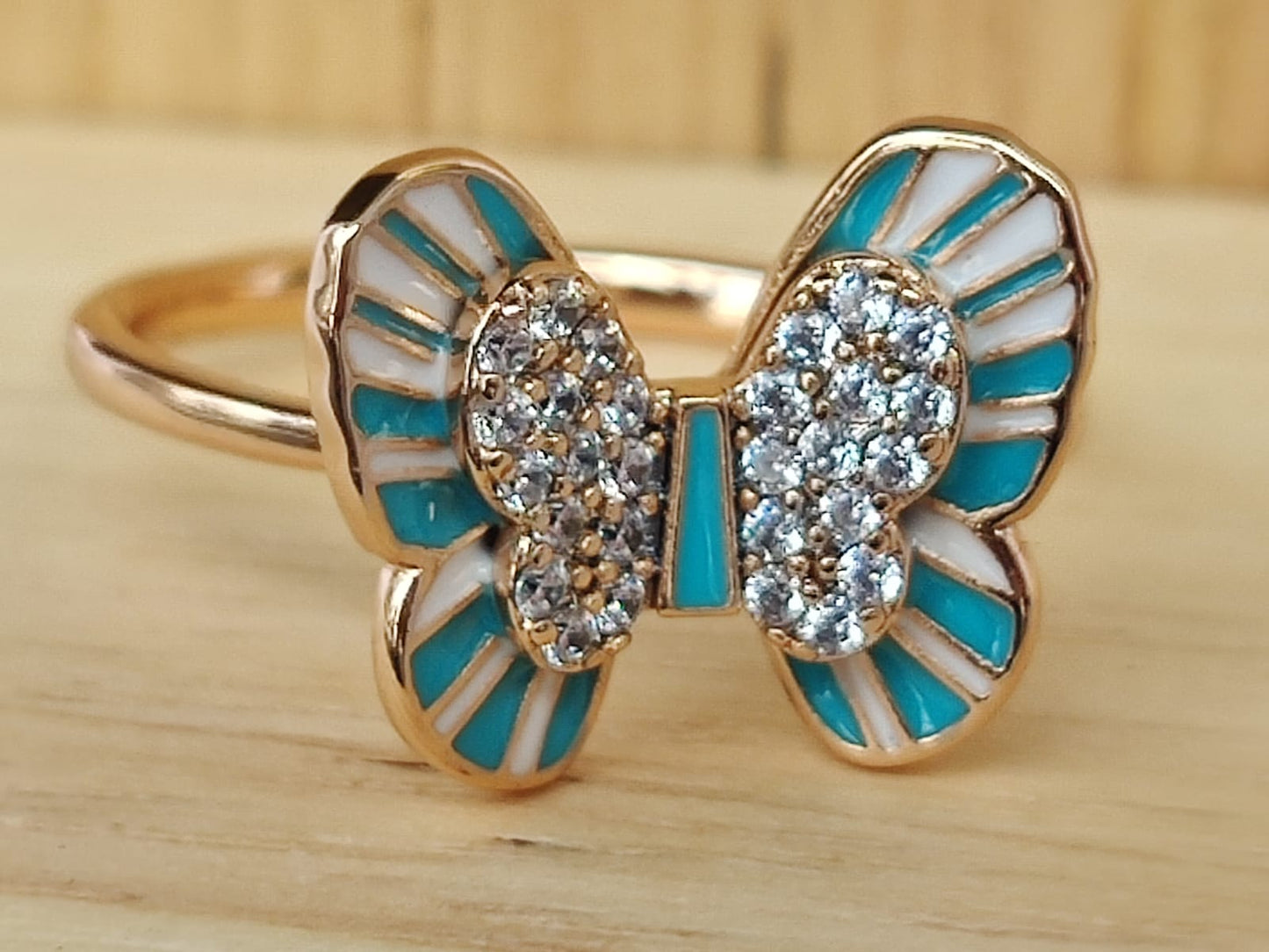 TRENDING RINGS