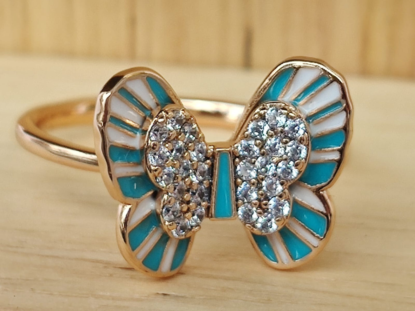 TRENDING RINGS
