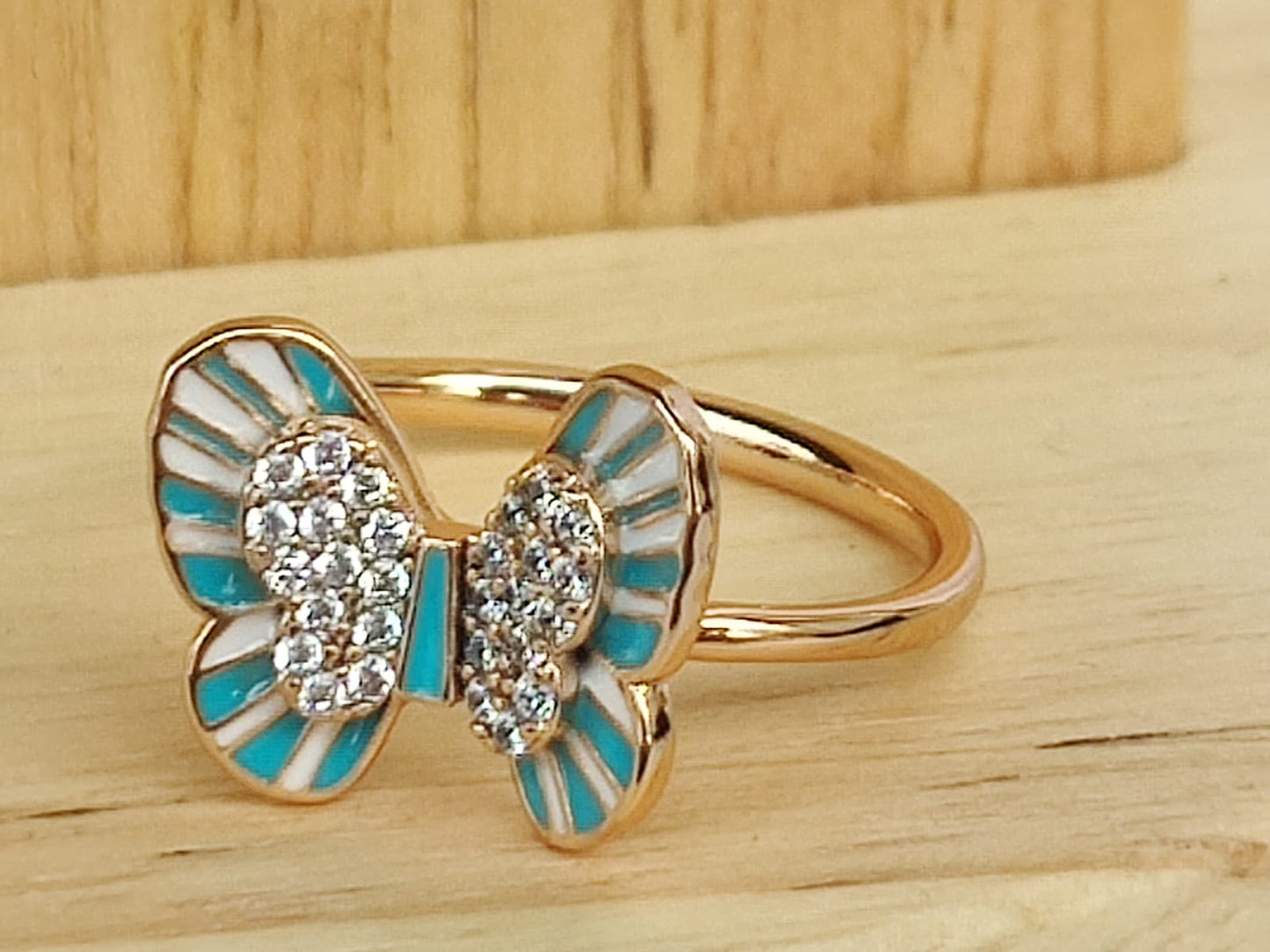 TRENDING RINGS
