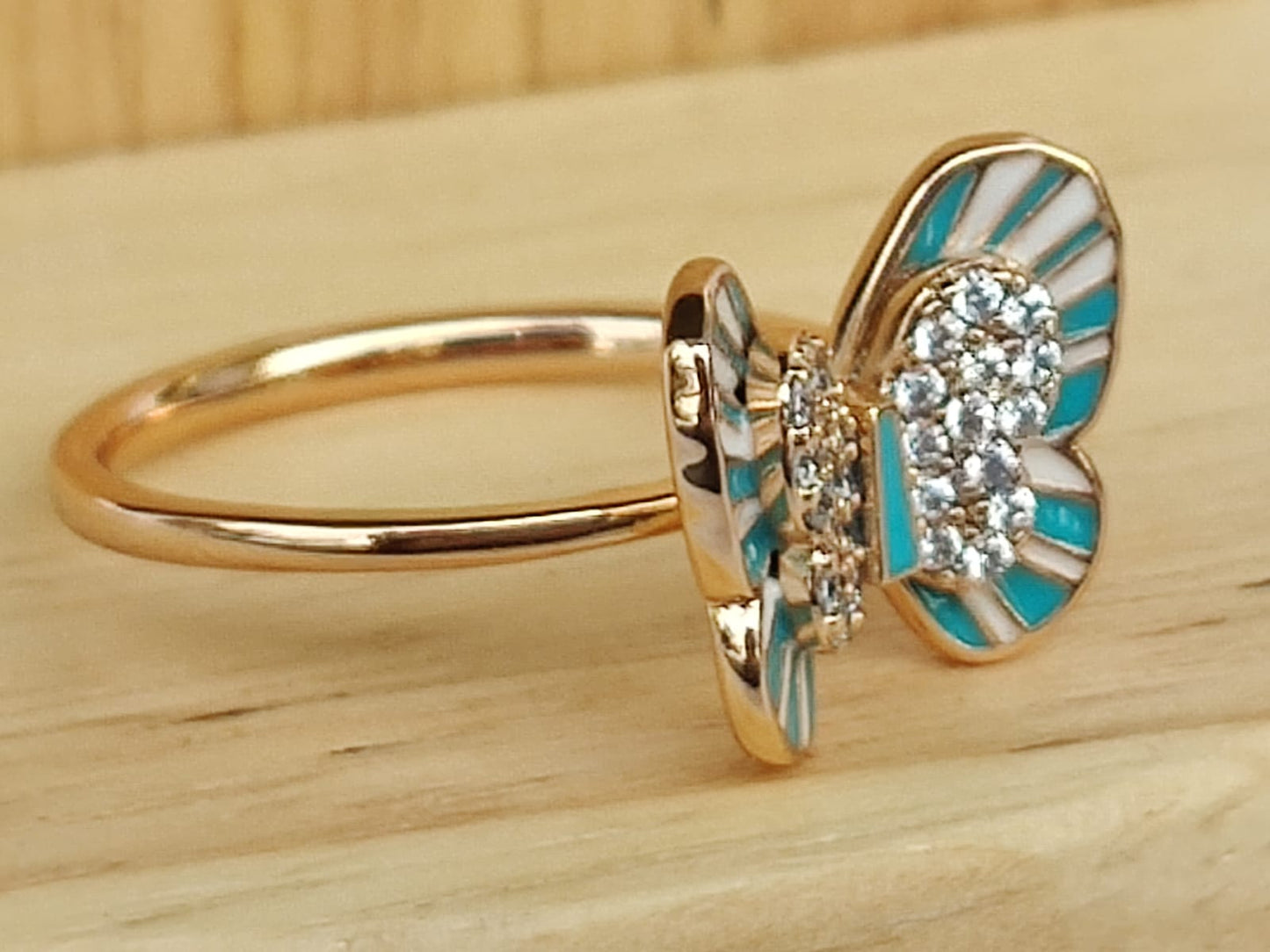 TRENDING RINGS