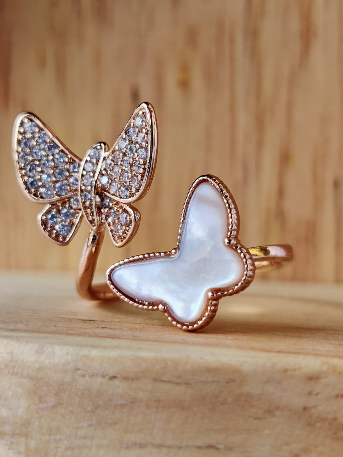 TRENDING RINGS