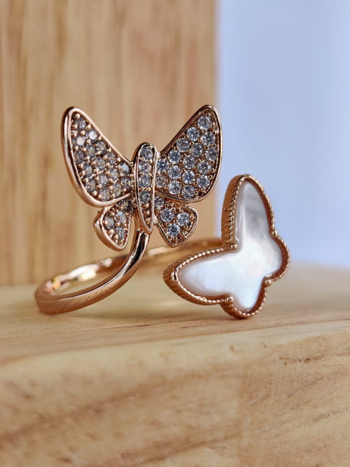 TRENDING RINGS