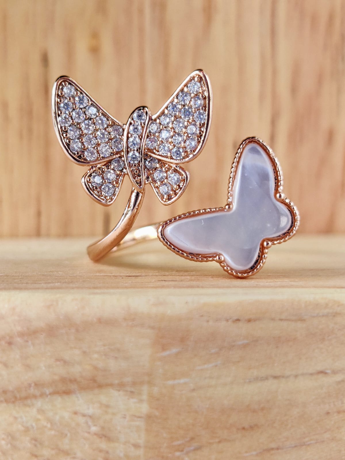 TRENDING RINGS
