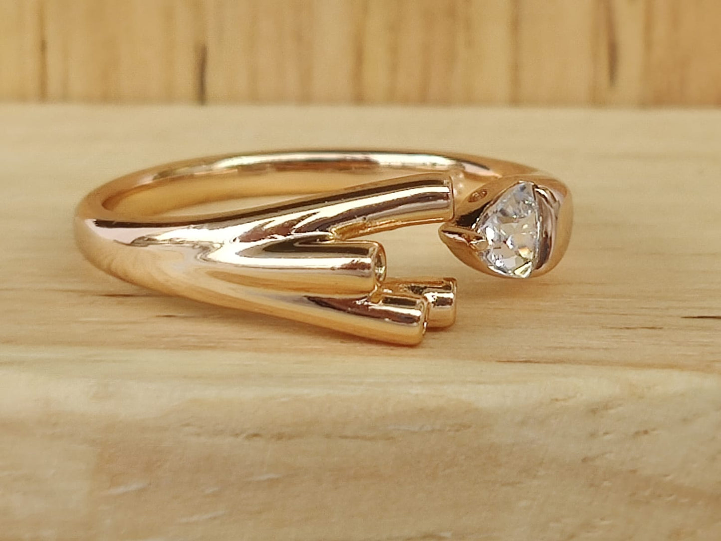 TRENDING RINGS