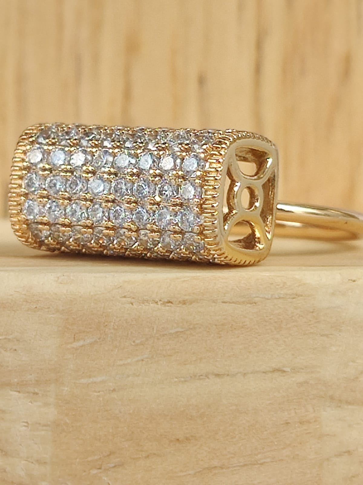 TRENDING RINGS