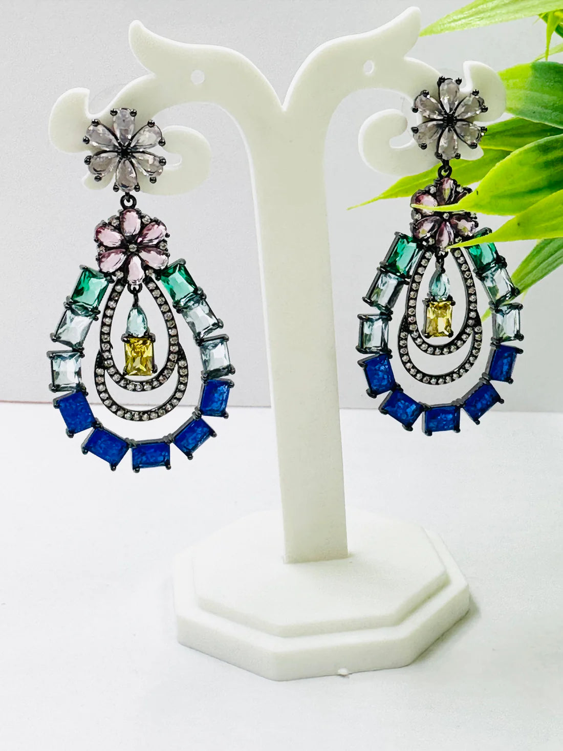 AMAZING GLASS STONE EARRINGS
