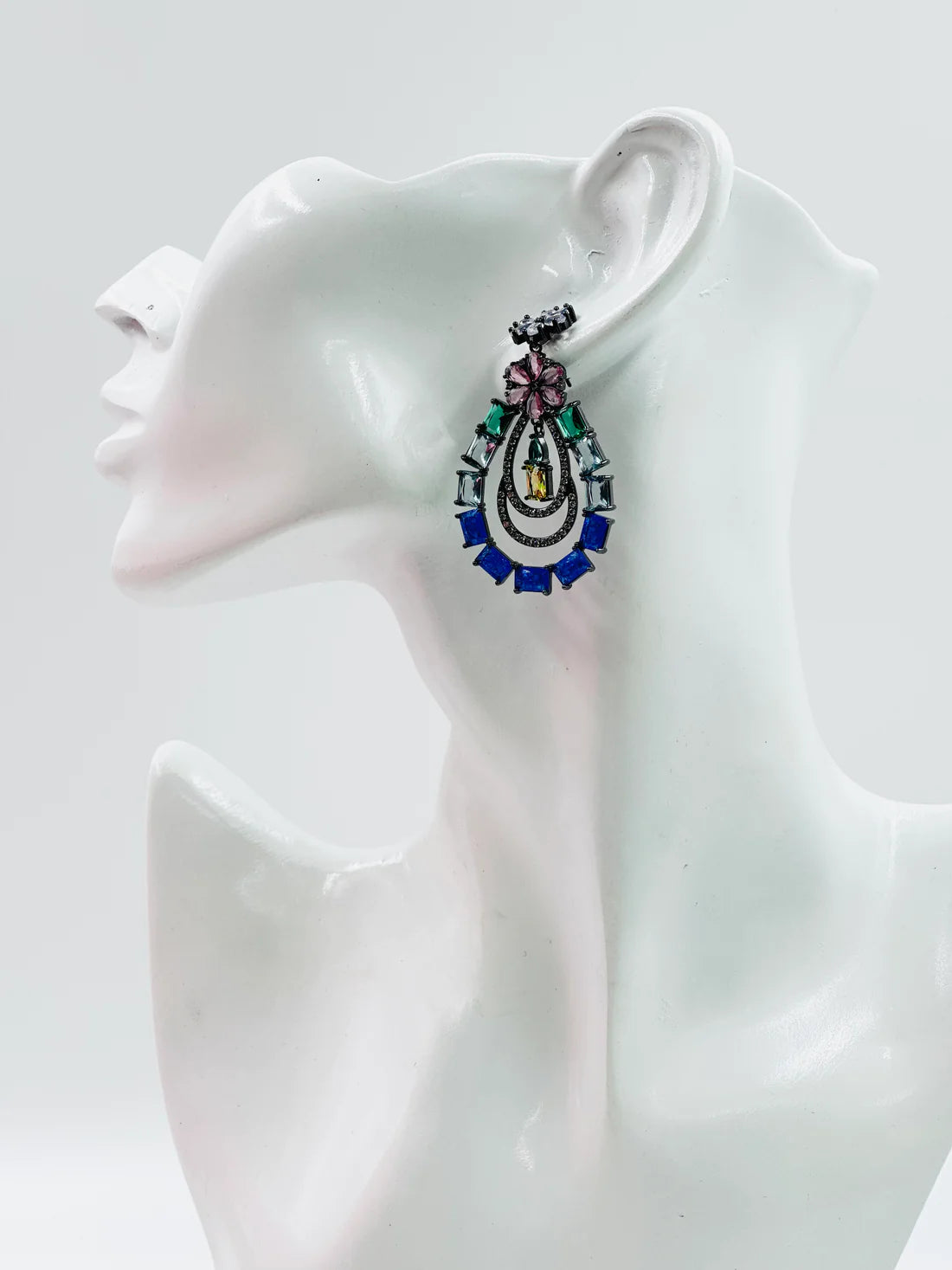 AMAZING GLASS STONE EARRINGS