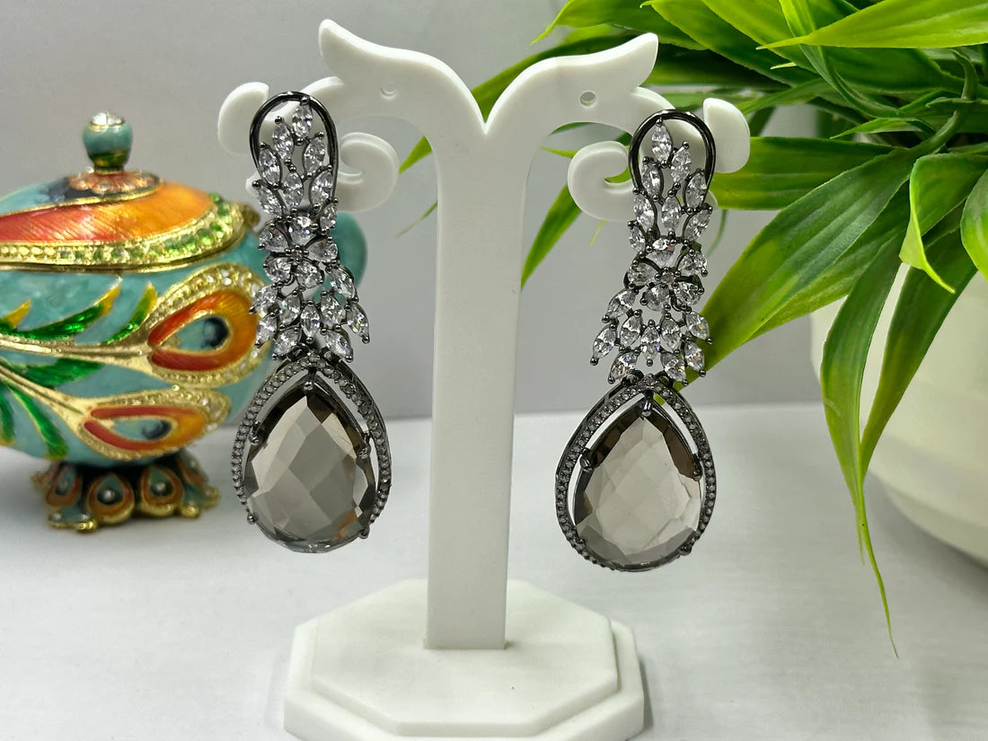 NESACCESSORIES ELEGANT AD AND GEM STONE EARRINGS