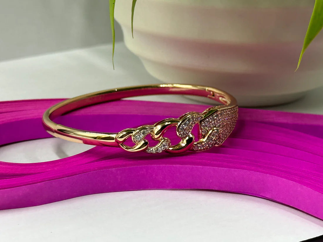 AMAZING ANTI TARNISH STAINLESS STEEL BRACELET