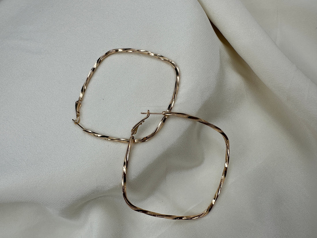 STUNNING ANTI TARNISH STAINLESS STEEL SQAURE BIG HOOPS EARRINGS