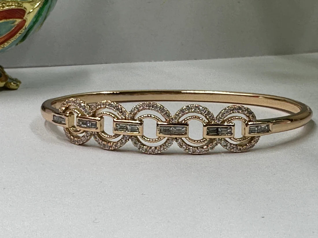 AMAZING ANTI TARNISH STAINLESS STEEL BRACELET
