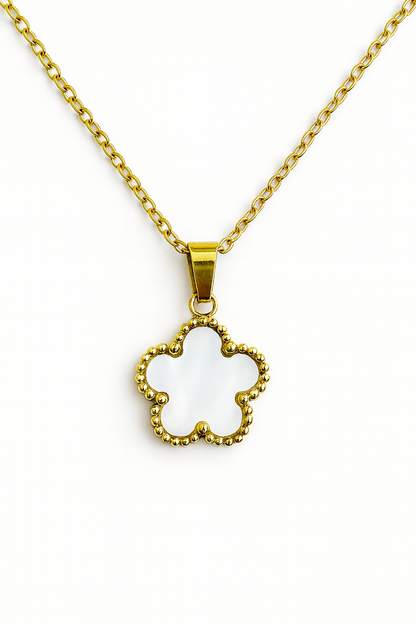 White Floral Pendant Set
